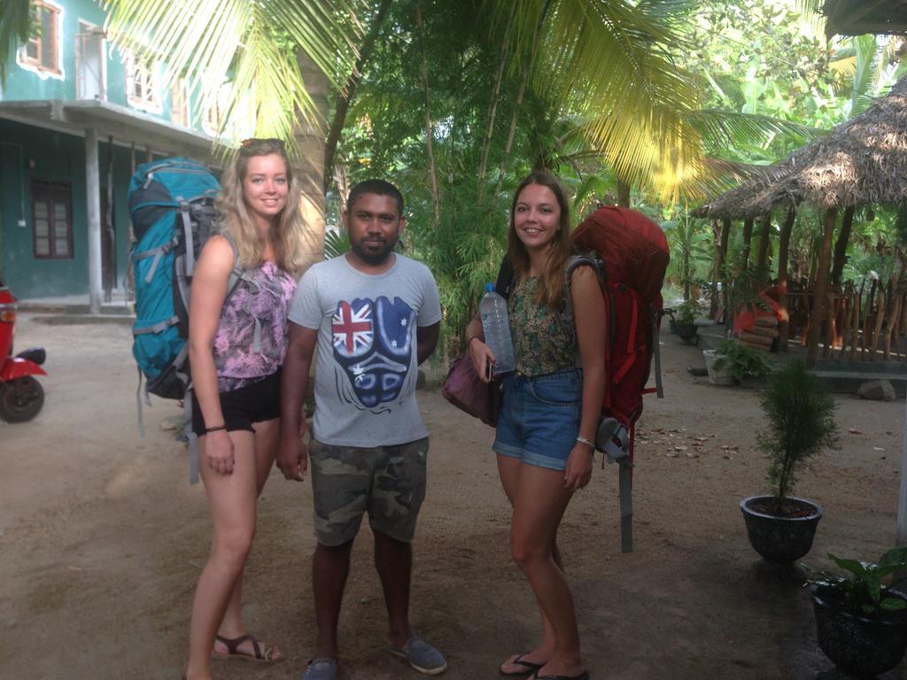 Coconut Park Bed & Breakfast Anuradhapura Ngoại thất bức ảnh