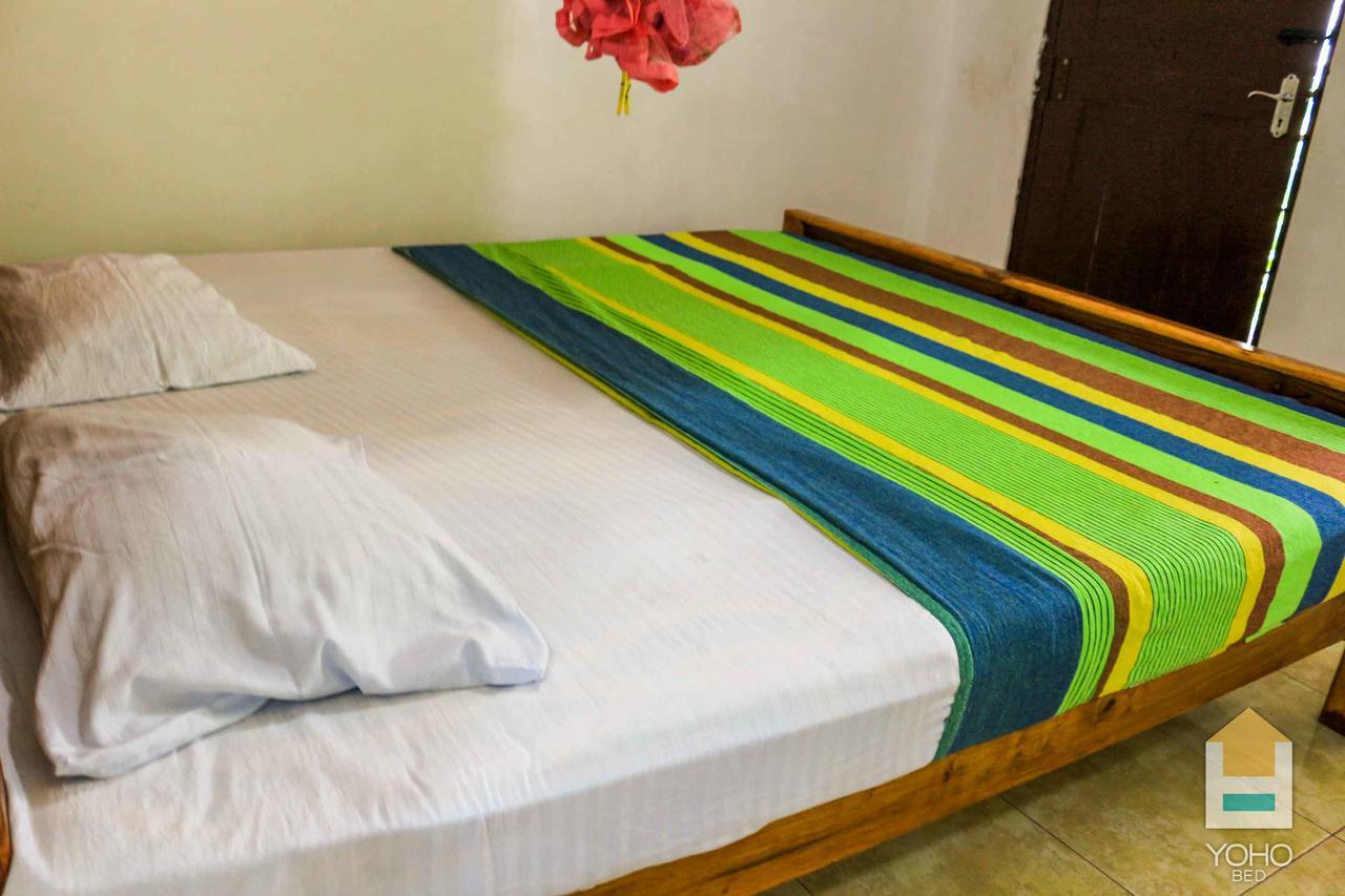 Coconut Park Bed & Breakfast Anuradhapura Ngoại thất bức ảnh