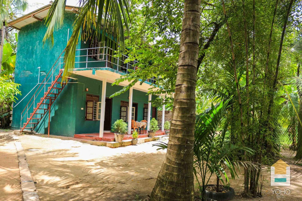 Coconut Park Bed & Breakfast Anuradhapura Ngoại thất bức ảnh