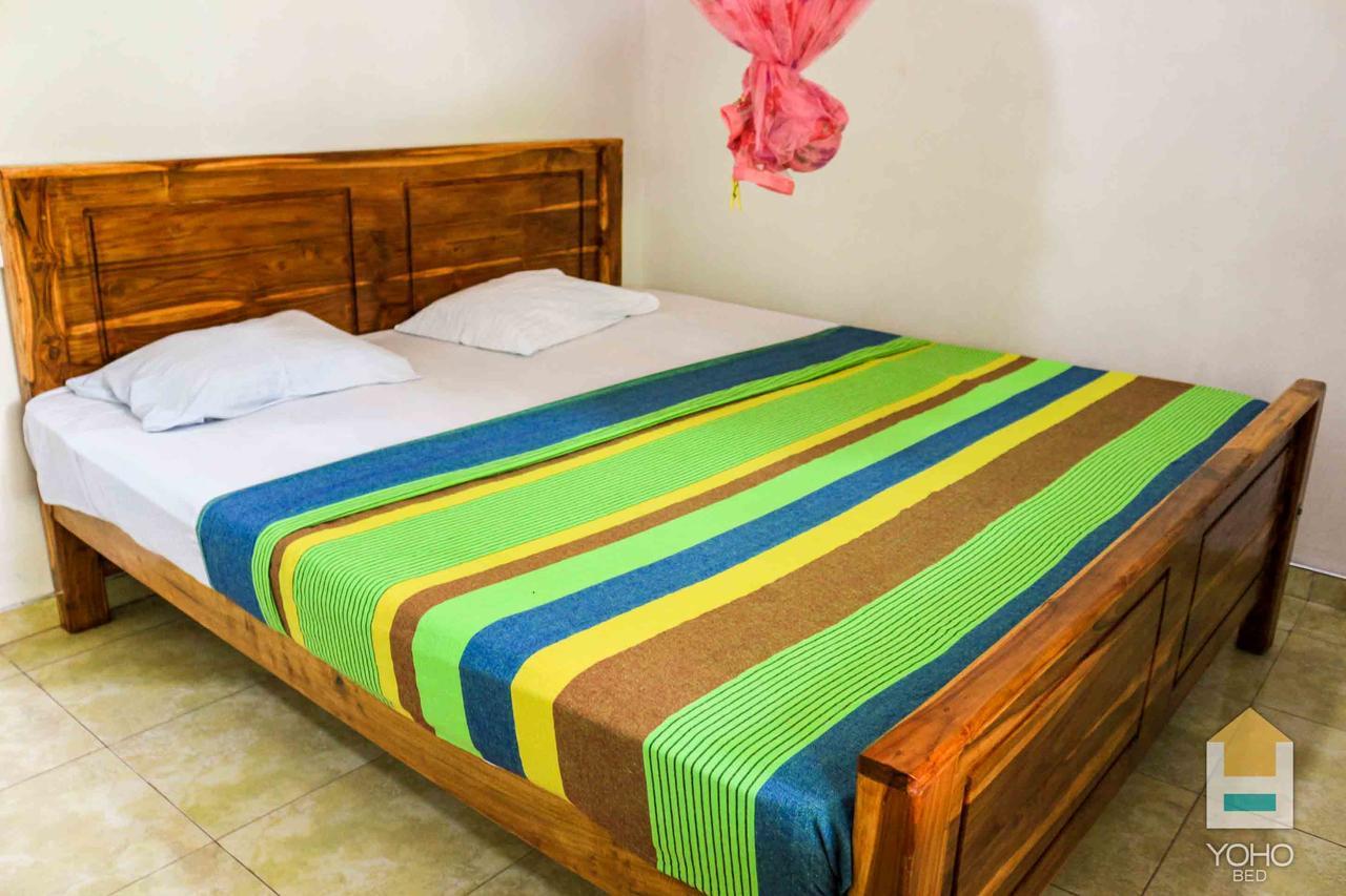 Coconut Park Bed & Breakfast Anuradhapura Ngoại thất bức ảnh