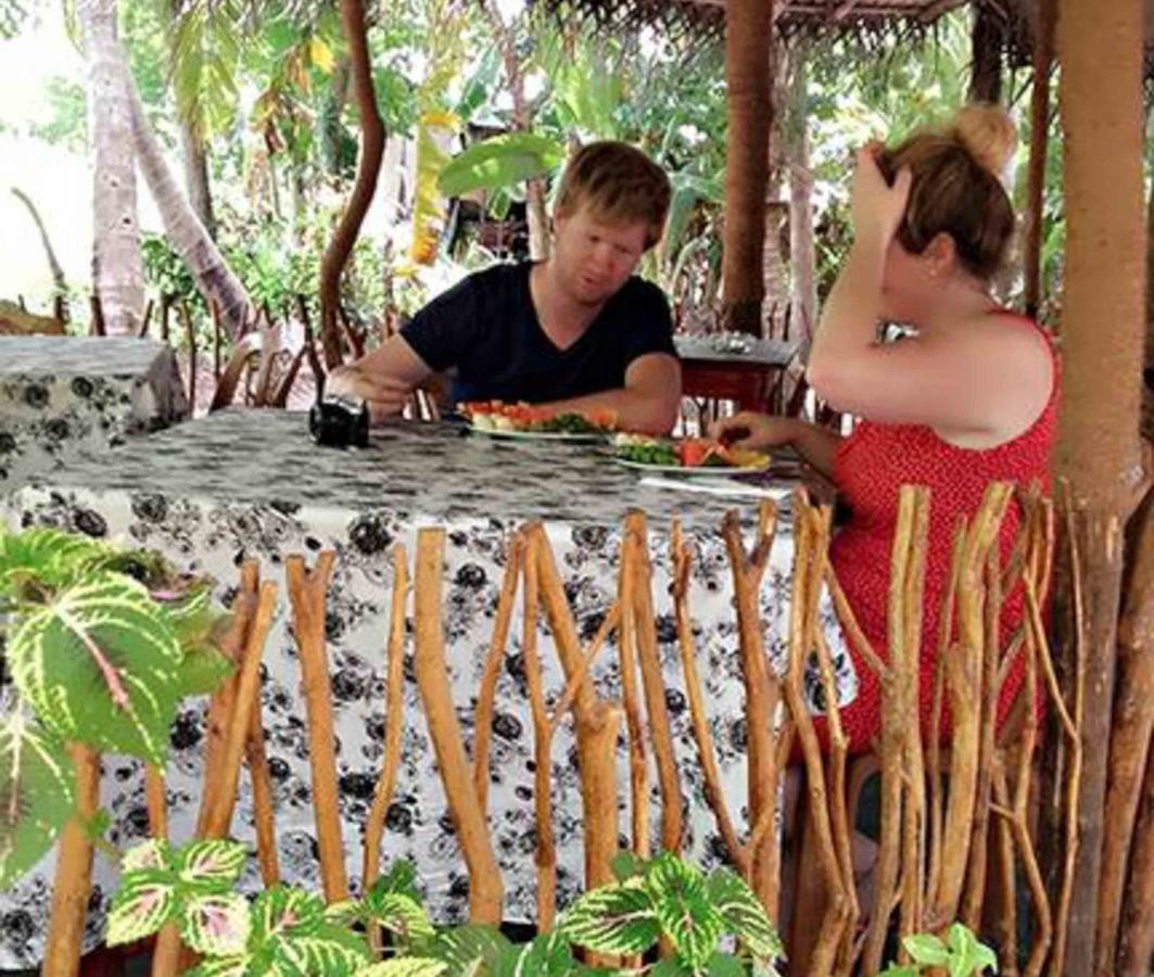 Coconut Park Bed & Breakfast Anuradhapura Ngoại thất bức ảnh