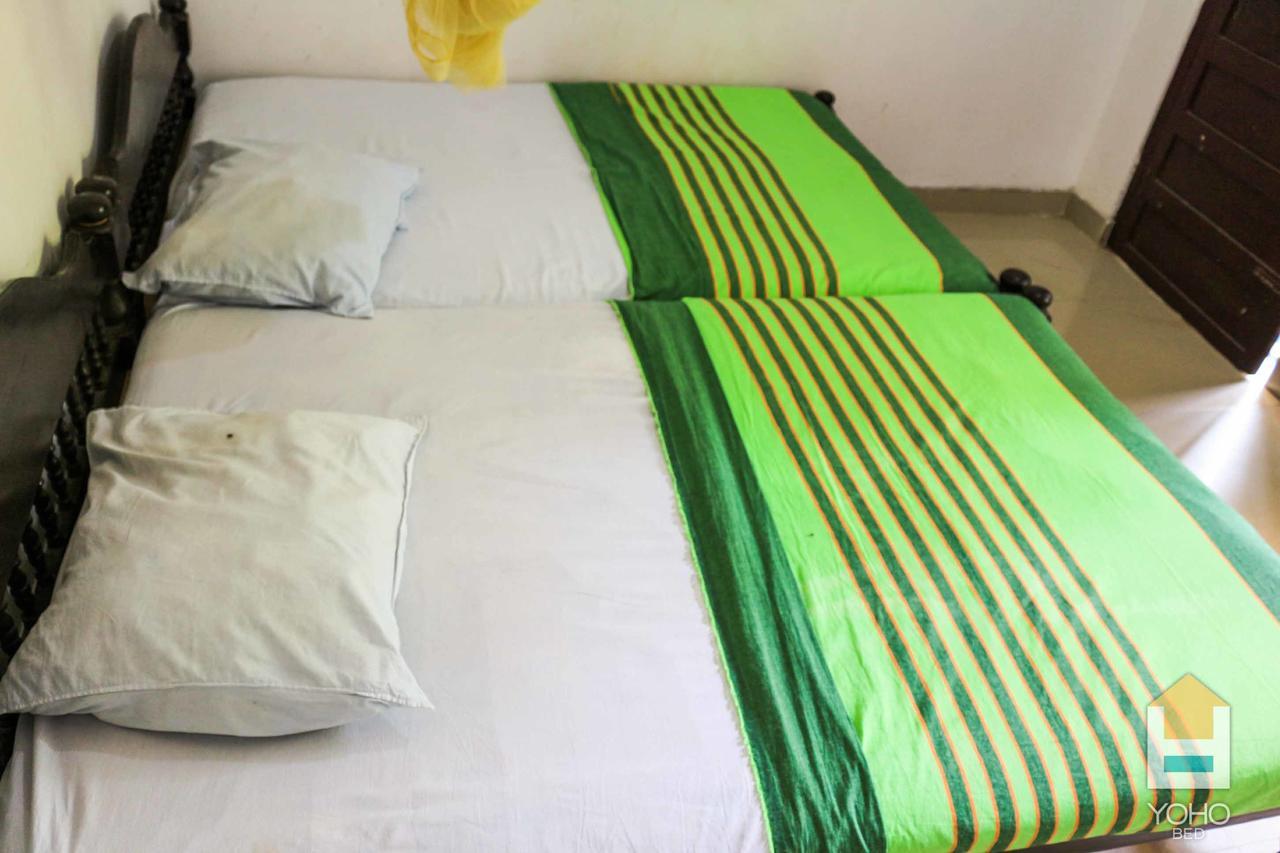 Coconut Park Bed & Breakfast Anuradhapura Ngoại thất bức ảnh
